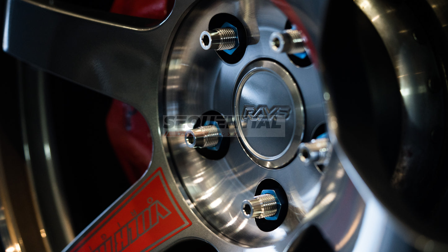 TITANIUM WHEEL STUD CONVERSION KIT GR SUPRA - NITRO BLUE (M14x1.25 TO M14x1.5) GRADE5 75MM