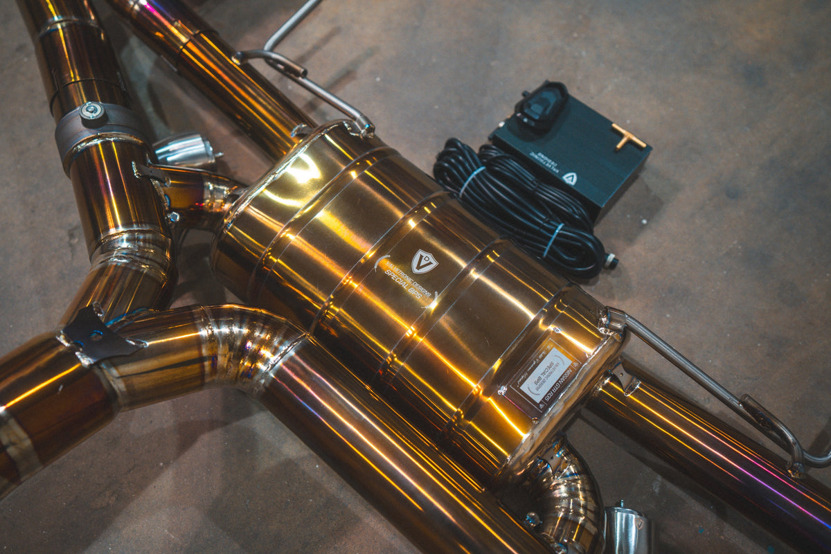 Valvetronic Designs チタン製バルブ式マフラー Nissan GT-R R35 – 画像12